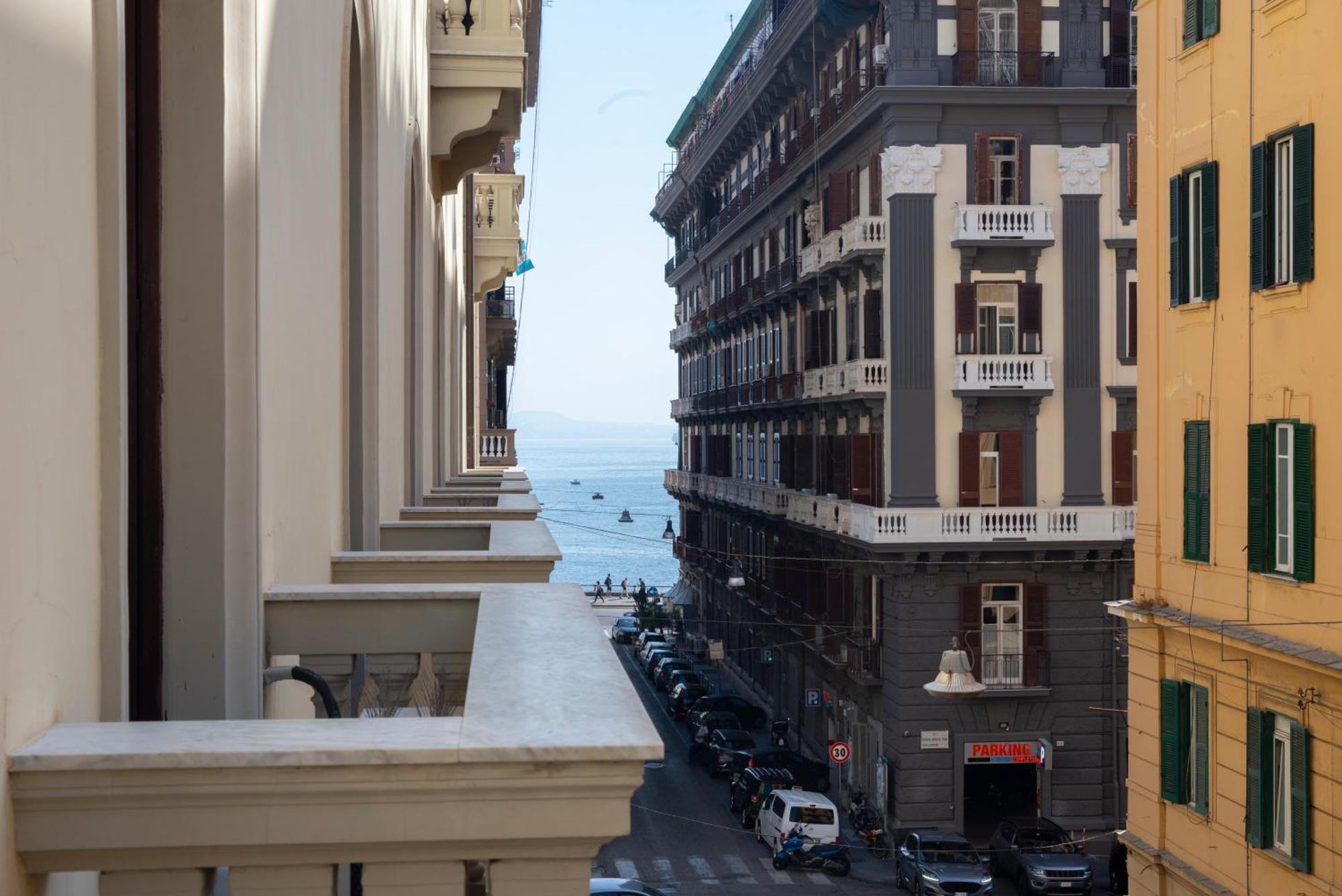 Santa Lucia Maison De Charme 那不勒斯 外观 照片